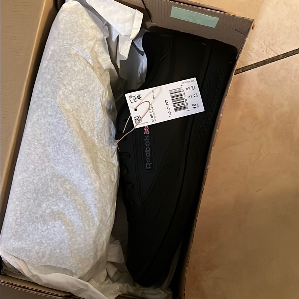 Reebok Classic Black Shoes